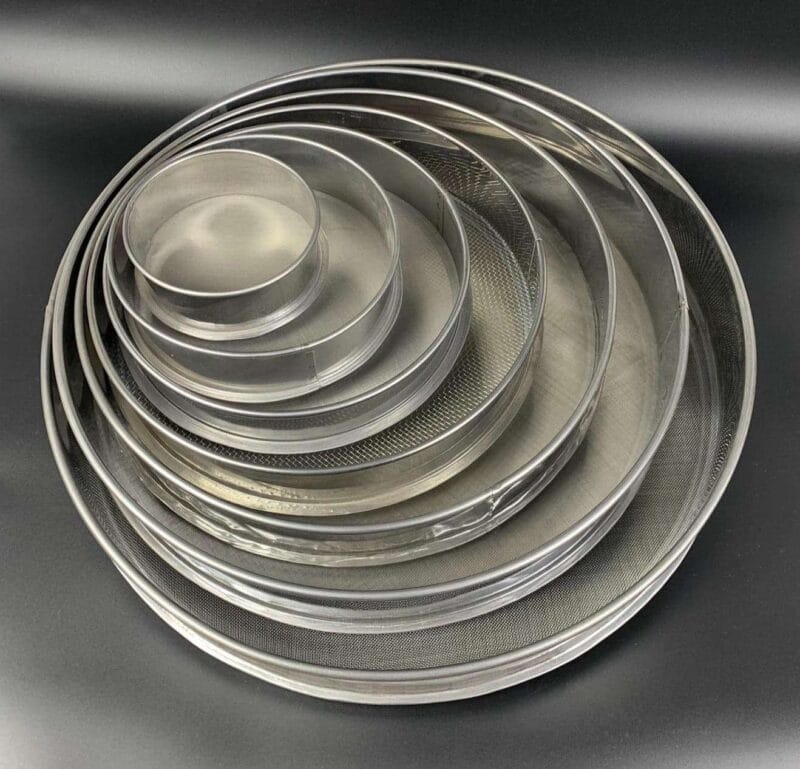 Flat-sieves-diameter-10-to-30-cm-mesh-size-10-to-200-1-1.jpg Flat sieves, diameter 10 to 30 cm, mesh size 10 to 200