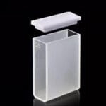 UV-quartz-macro-volume-cuvette-with-PTFE-lid-long-light-1-1.jpg